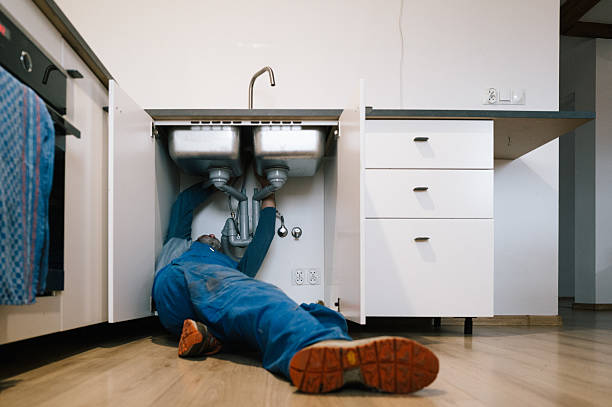 Professional Leak Detection technician working in Oxford, OH
